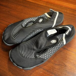 Athletic Works Men's Water Shoes Barefoot Black Size 10 for Water Sports